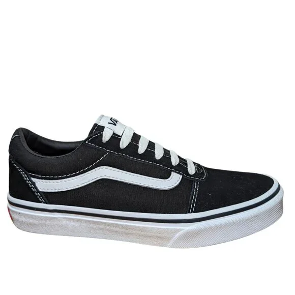 Vans NIB Youth 4 Black & White Ward Low Top Suede Lace Up Sneakers - Picture 1 of 10